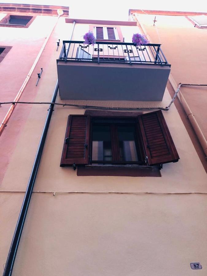 Casa Eleonora - Family Holiday Home Near Beach 보사 외부 사진