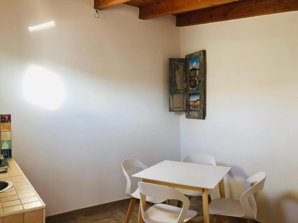 Casa Eleonora - Family Holiday Home Near Beach 보사 외부 사진